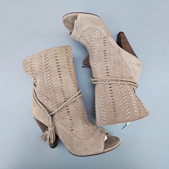 Slouchy Shaft Boots Dolce Vita Maddox Size 6.5 Tan Suede Perforated Leather - Picture 13 of 13